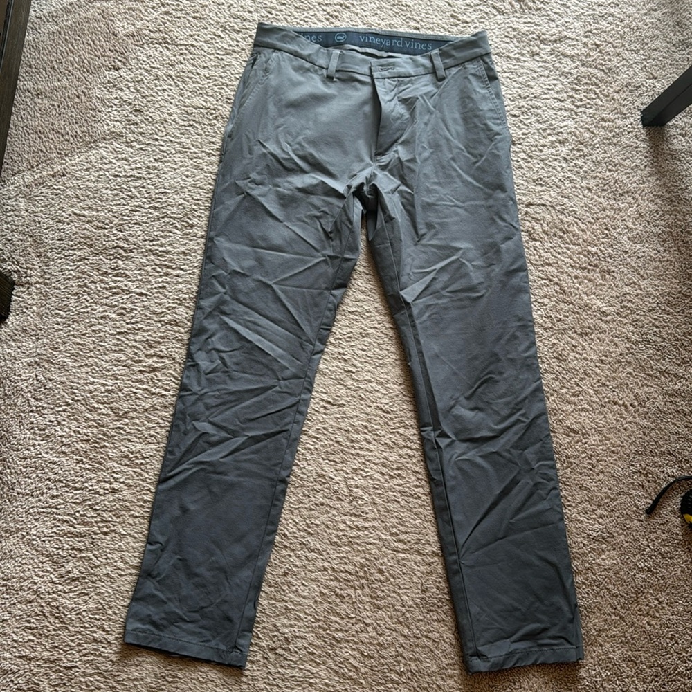 Vineyard Vines One the Go Pant , 30x30, gray, hardly worn